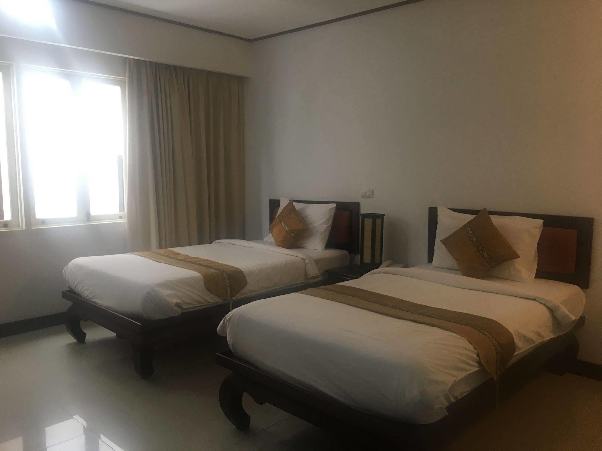 Av Hotel Вьентьян Экстерьер фото